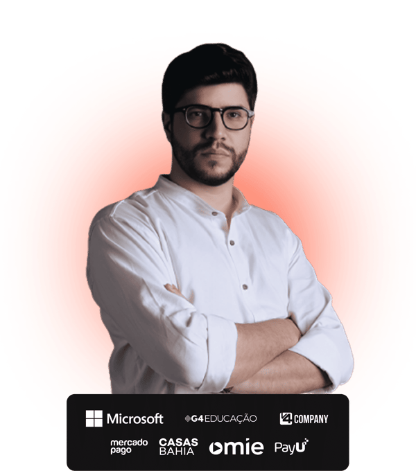 Hugo Moura, fundador da Kraftsman, sua escola definitiva em copywriting, ele já trabalhou no G4 Educação e na V4 Company, com nomes de peso, como Tallis Gomes, Alfredo Soares, Bruno Nardon, Dener Lippert, João Vitor Chaves e mais